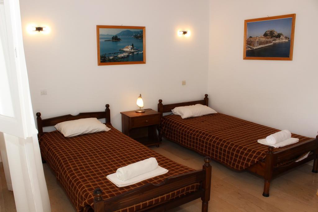 Aparthotel Sotiria à Paramonas  Extérieur photo